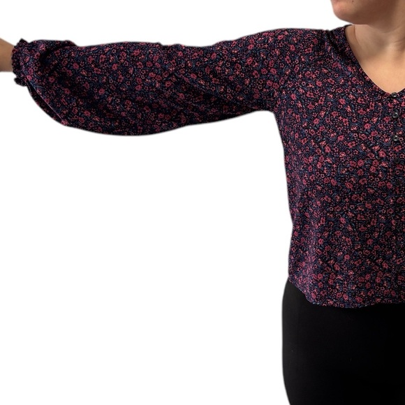 Reitmans Floral Long Sleeve Blouse Relaxed Fit Size Small - Picture 4 of 11